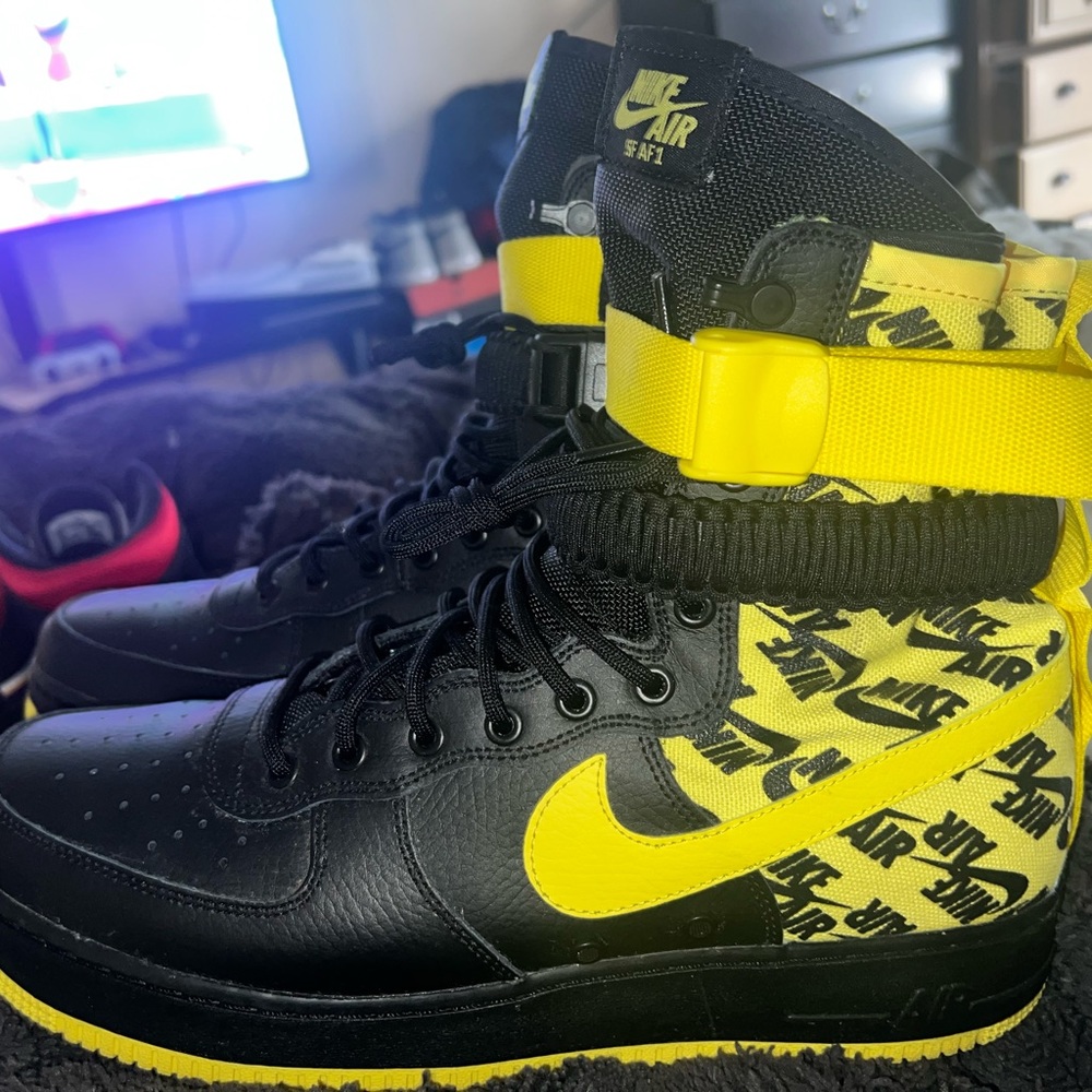 Nike Air Force high top